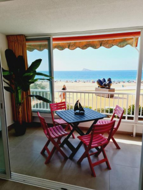 Renovated front poniente beach 4 pax wifi